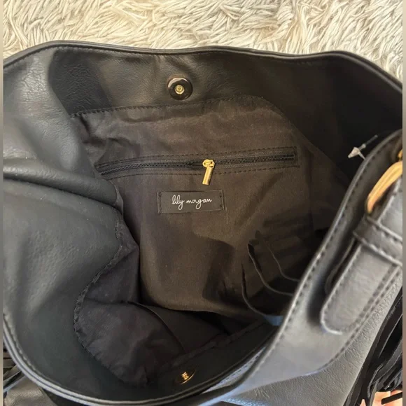 NWOT Black Fringe Hobo Shoulder Bag - Sleek Everyday Carry - Picture 5 of 8